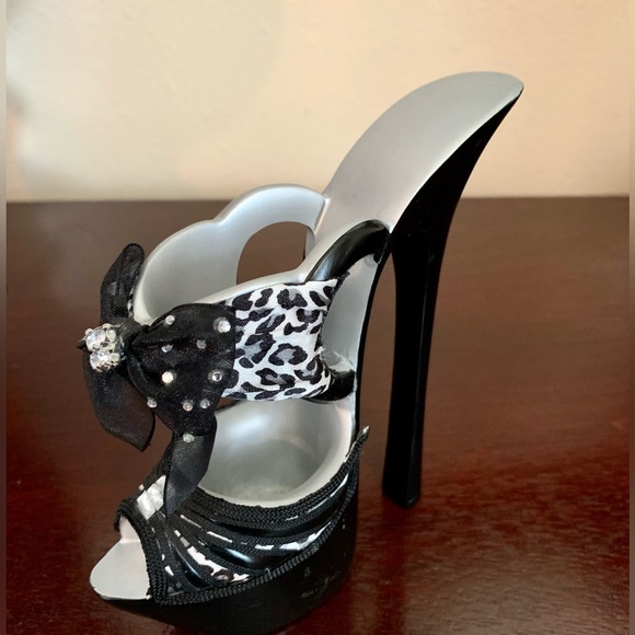 LN  HIGH HEEL SHOE ACCENT PIECE. ABSOLUTELY DARLING. - Picture 3 of 9